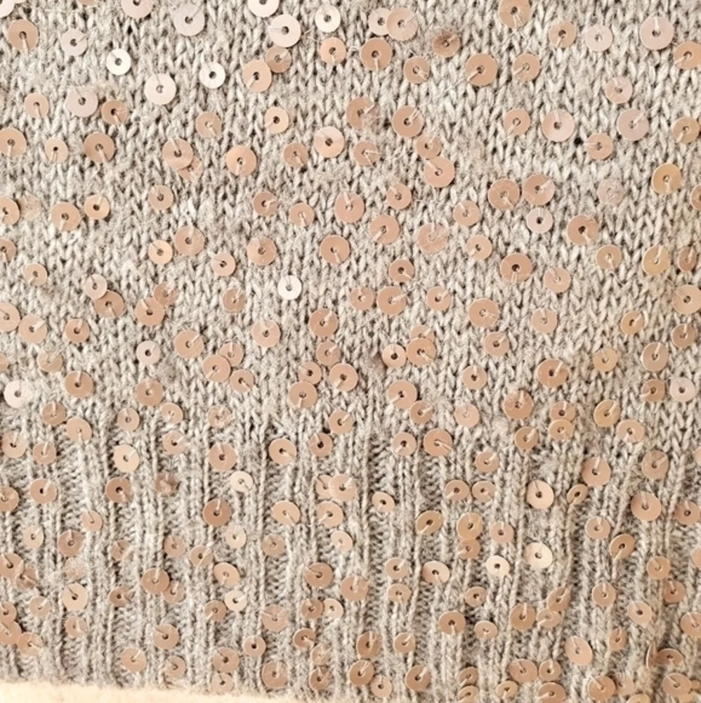 J. Crew Sweater Gray Crew Neck Sequins Size XS Preowned‎